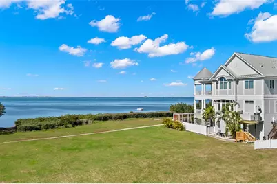 606 Indiana Avenue, Crystal Beach, FL 34681 - Photo 9