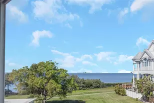 606 Indiana Ave, Crystal Beach, FL 34681 - Photo 23