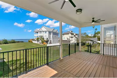 606 Indiana Avenue, Crystal Beach, FL 34681 - Photo 19