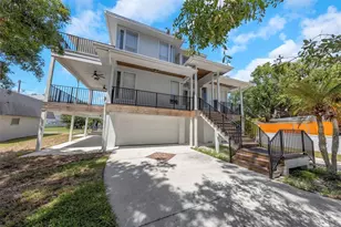 606 Indiana Ave, Crystal Beach, FL 34681 - Photo 61