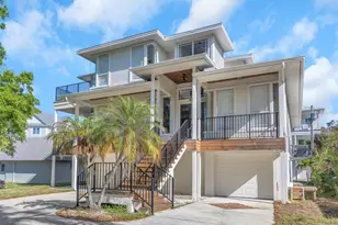 606 Indiana Ave, Crystal Beach, FL 34681 - Photo 45