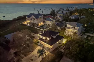 606 Indiana Ave, Crystal Beach, FL 34681 - Photo 3