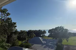 606 Indiana Ave, Crystal Beach, FL 34681 - Photo 45