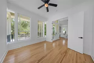 606 Indiana Ave, Crystal Beach, FL 34681 - Photo 45