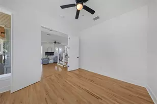 606 Indiana Ave, Crystal Beach, FL 34681 - Photo 49