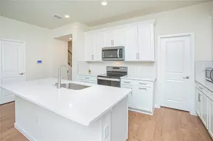 14250 Lanikai Beach Dr, Orlando, FL 32827 - Photo 5