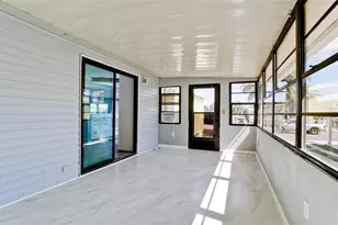 5707 45th St E, Bradenton, FL 34203 - Photo 23