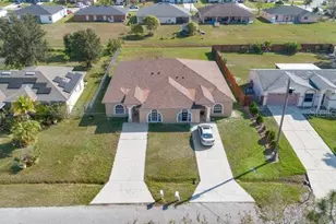 754 Camel Ct, Kissimmee, FL 34759 - Photo 23