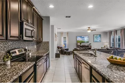 9518 Lynwood Street, Clermont, FL 34711 - Photo 5