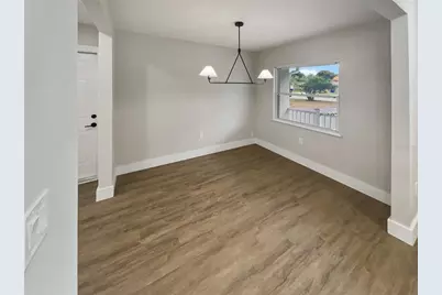 2642 49th Street N, Saint Petersburg, FL 33710 - Photo 11