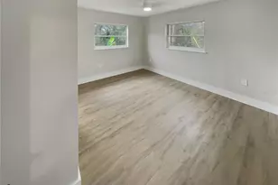 2642 49th Street N, Saint Petersburg, FL 33710 - Photo 21