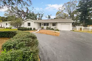 2642 49th Street N, Saint Petersburg, FL 33710 - Photo 9