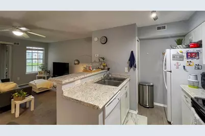 2200 Metropolitan Way #926, Orlando, FL 32839 - Photo 11