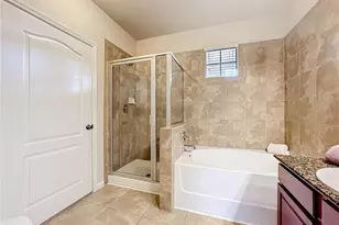 912 Charo Pkwy, Davenport, FL 33897 - Photo 35