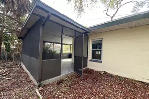 1501 Delaware Ave NE, Saint Petersburg, FL 33703 - Photo 19