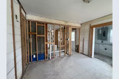 4200 Huntington Street NE, Saint Petersburg, FL 33703 - Photo 9