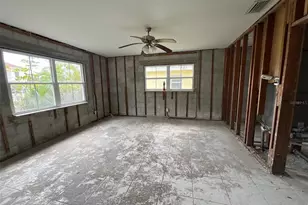 4200 Huntington St NE, Saint Petersburg, FL 33703 - Photo 5