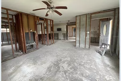 4200 Huntington Street NE, Saint Petersburg, FL 33703 - Photo 7