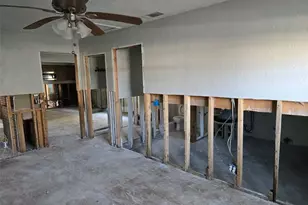 4706 Lansing St NE, Saint Petersburg, FL 33703 - Photo 15