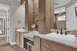 11507 Center Lake Dr, Windermere, FL 34786 - Photo 25