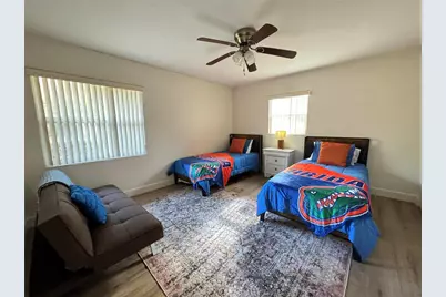 1836 NW 40th Terrace, Gainesville, FL 32605 - Photo 9