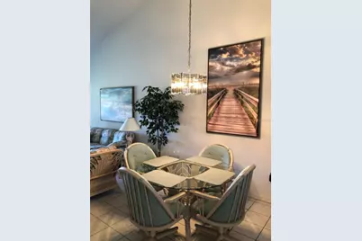 6211 Timber Lake Drive #B4, Sarasota, FL 34243 - Photo 9