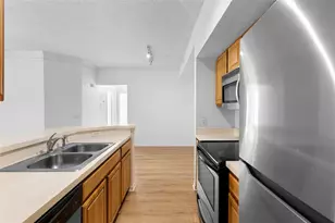 13037 Mulberry Park Dr, Orlando, FL 32821 - Photo 7