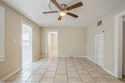 2011 10th Street S, Saint Petersburg, FL 33705 - Photo 5