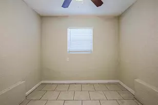 2011 10th St S, Saint Petersburg, FL 33705 - Photo 23