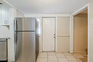 2011 10th St S, Saint Petersburg, FL 33705 - Photo 19