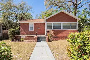 2011 10th St S, Saint Petersburg, FL 33705 - Photo 1