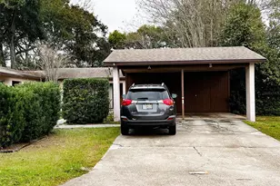 366 Diamond St, Deltona, FL 32725 - Photo 3