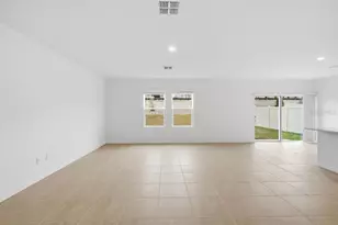 7351 Capstone Dr, Groveland, FL 34736 - Photo 9