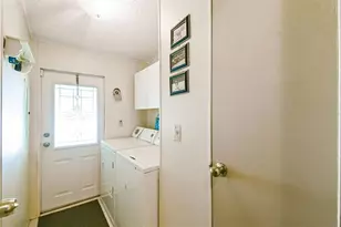 2706 Cranmoor Dr, Kissimmee, FL 34758 - Photo 9