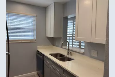 5521 80th Street North #306, Saint Petersburg, FL 33709 - Photo 11