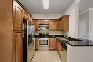 2624 Robert Trent Jones Dr, Orlando, FL 32835 - Photo 7