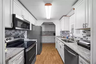 144 E Plantation Blvd, Lake Mary, FL 32746 - Photo 11