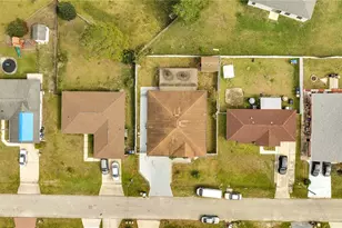 639 Mesilla Dr, Kissimmee, FL 34758 - Photo 39