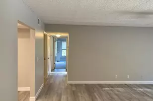 1324 S Pine Ridge Cir, Sanford, FL 32773 - Photo 9