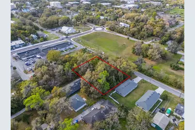 330 E Wisconsin Avenue, Deland, FL 32724 - Photo 17