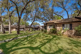 1735 Foxhall Cir, Kissimmee, FL 34741 - Photo 3