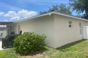 2413 Sandridge Cir, Eustis, FL 32726 - Photo 31