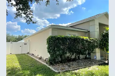 2413 Sandridge Circle, Eustis, FL 32726 - Photo 3