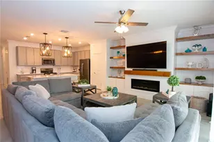 2006 Myrtle Pine St, Kissimmee, FL 34746 - Photo 7