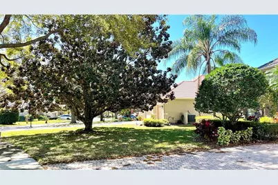 8854 Oak Landings Court, Orlando, FL 32836 - Photo 3