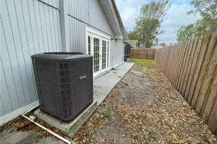 924 Mill Rd Ln, Port Orange, FL 32127 - Photo 7