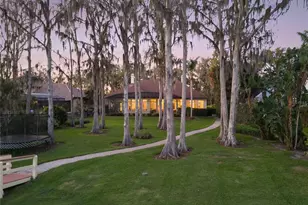 10411 Hart Branch Cir, Orlando, FL 32832 - Photo 9