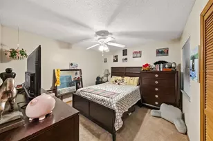 2696 Orange Peel Ct, Orlando, FL 32806 - Photo 17