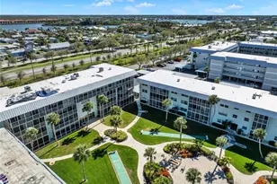 325 N Causeway, New Smyrna Beach, FL 32169 - Photo 39