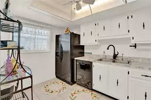 325 N Causeway, New Smyrna Beach, FL 32169 - Photo 9